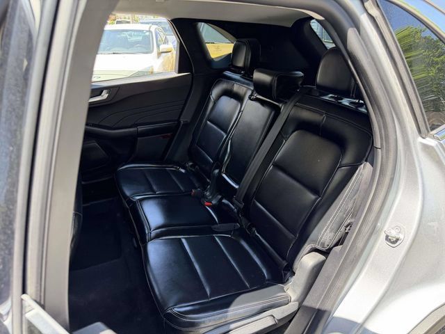 Used 2024 Ford Escape Platinum AWD/4WD image 22