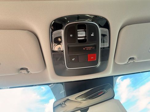 New 2025 Hyundai Sonata Limited image 15