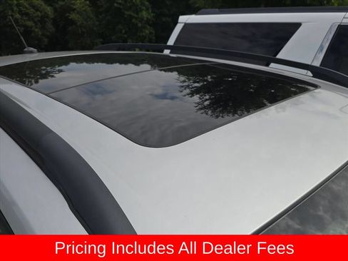 Used 2017 Ford Escape Titanium FWD image 4