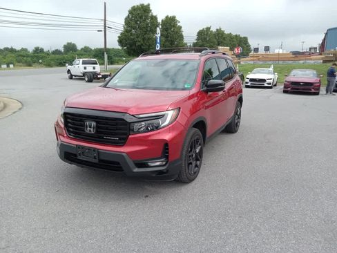 Used 2024 Honda Passport Black Edition image 3