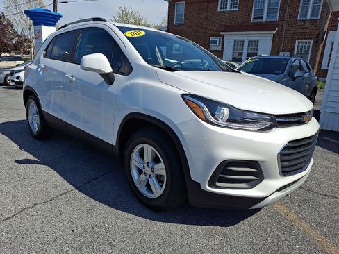 Used 2021 Chevrolet Trax LT FWD image 7