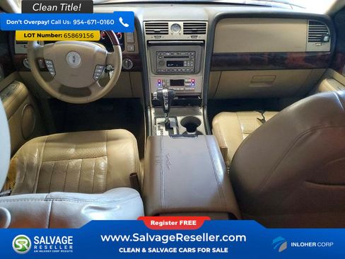 Used 2006 Lincoln Navigator 4WD image 11