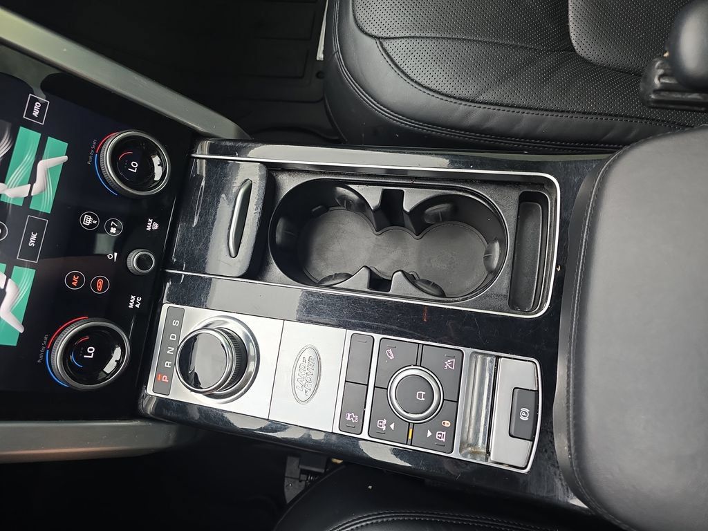 Used 2020 Land Rover Range Rover HSE AWD/4WD image 28
