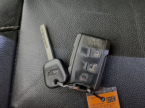 Used 2018 Chevrolet Suburban LT AWD/4WD image 10