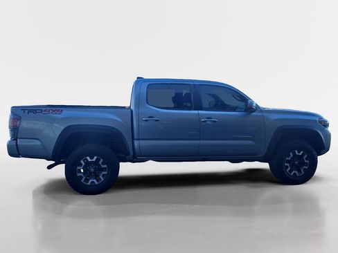 Used 2022 Toyota Tacoma TRD Off-Road image 6