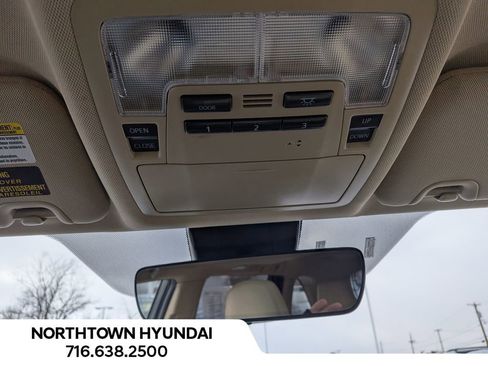 Used 2019 Toyota Highlander XLE image 27