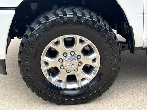 Used 2024 RAM 2500 Laramie AWD/4WD image 13