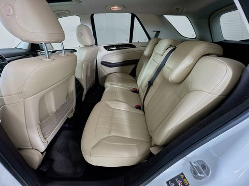 Used 2017 Mercedes-Benz GLE 350 image 26