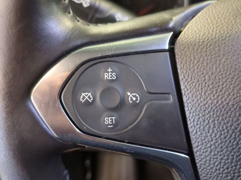 Used 2019 Chevrolet Traverse LT image 18