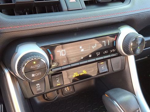 Certified 2023 Toyota RAV4 SE image 17