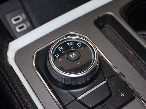 Used 2018 Ford Expedition XLT w/ Equipment Group 202A image 32