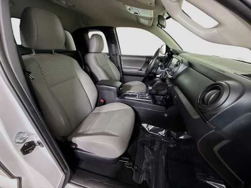 Used 2021 Toyota Tacoma SR image 25