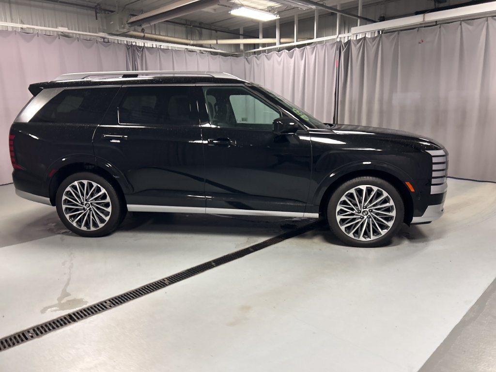 Used 2026 Hyundai Palisade Calligraphy AWD/4WD image 8