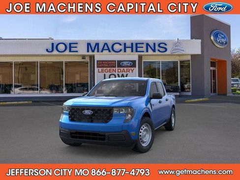 New 2025 Ford Maverick XL image 4