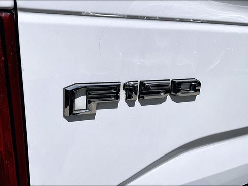 Used 2016 Ford F150 Lariat w/ Equipment Group 501A Mid RWD image 7