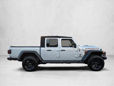 Used 2022 Jeep Gladiator Mojave w/ Trailer Tow Package image 4