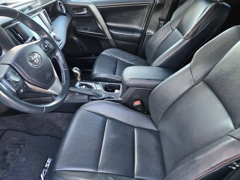 Used 2016 Toyota RAV4 SE AWD/4WD image 18
