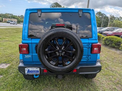 Used 2022 Jeep Wrangler Unlimited Sahara 4xe w/ Safety Group image 5