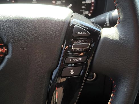 Used 2025 Nissan Frontier PRO-4X AWD/4WD image 34