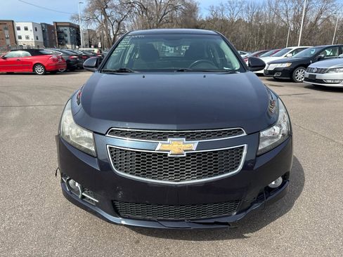 Used 2014 Chevrolet Cruze LT w/ RS Package image 2