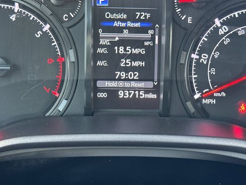 Used 2021 Toyota 4Runner SR5 image 27