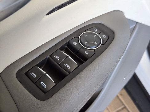 New 2026 Cadillac XT5 Premium Luxury w/ Driver Assist Package FWD image 24
