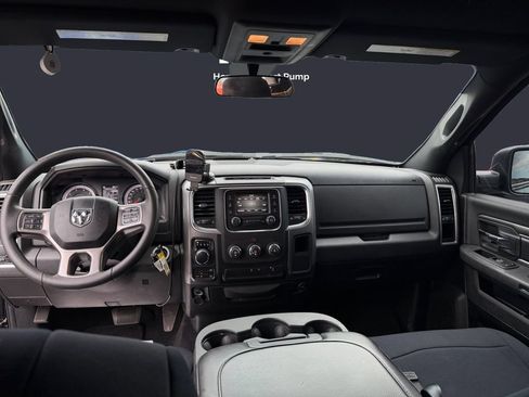 Used 2022 RAM 1500 Warlock AWD/4WD image 10