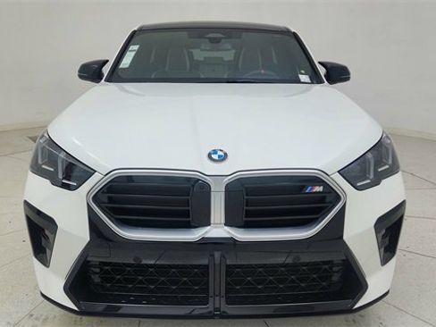 Used 2025 BMW X2 M35i image 2