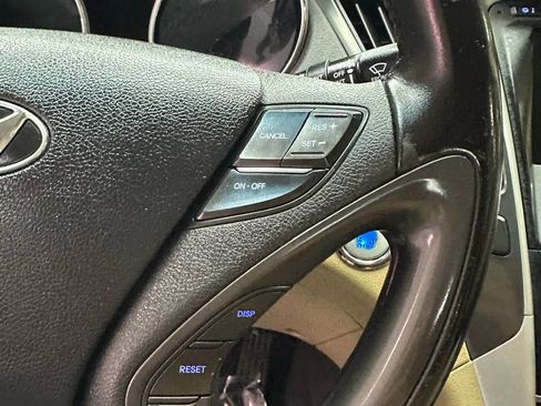 Used 2013 Hyundai Sonata Limited FWD image 9