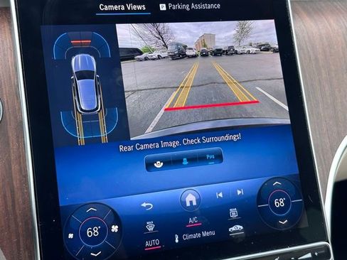 Used 2024 Mercedes-Benz GLC 300 4MATIC image 18