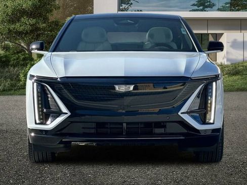 New 2026 Cadillac Lyriq Premium Sport image 9