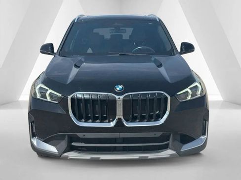 Used 2023 BMW X1 xDrive28i w/ Convenience Package AWD/4WD image 2