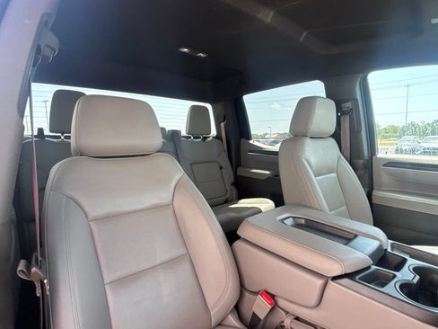 Used 2025 GMC Sierra 1500 SLT AWD/4WD image 17