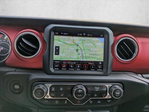 Used 2020 Jeep Gladiator Rubicon image 13