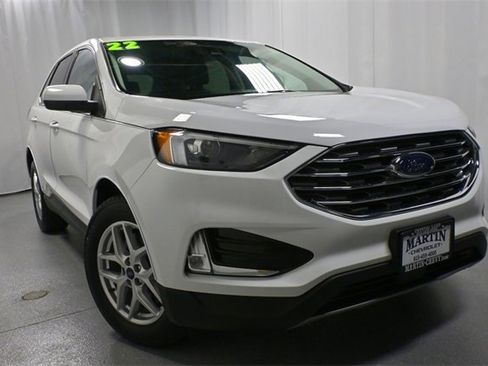 Used 2022 Ford Edge SEL w/ Convenience Package image 2