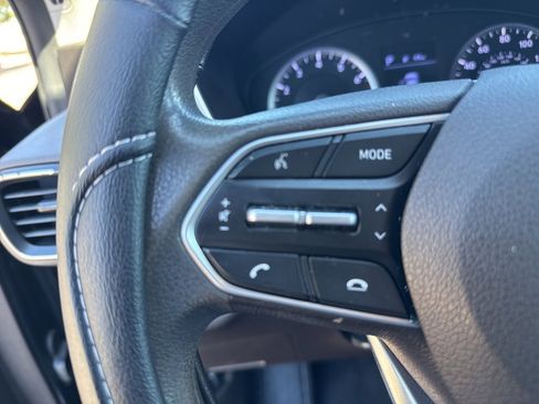 Used 2020 Hyundai Santa Fe SE image 12
