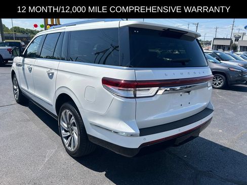 Used 2024 Lincoln Navigator L Reserve AWD/4WD image 3