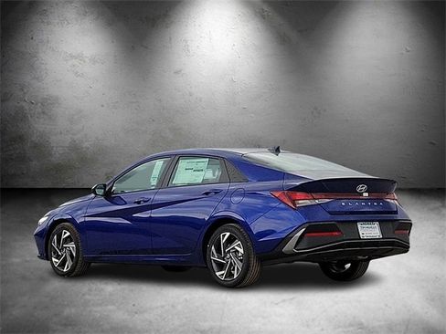 New 2025 Hyundai Elantra Sport image 3