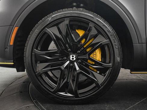 New 2026 Bentley Bentayga Speed AWD/4WD image 6