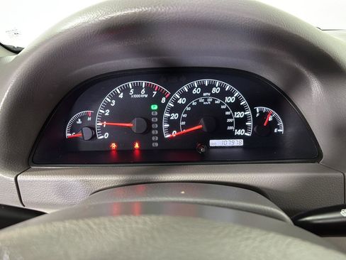 Used 2005 Toyota Camry LE FWD image 3