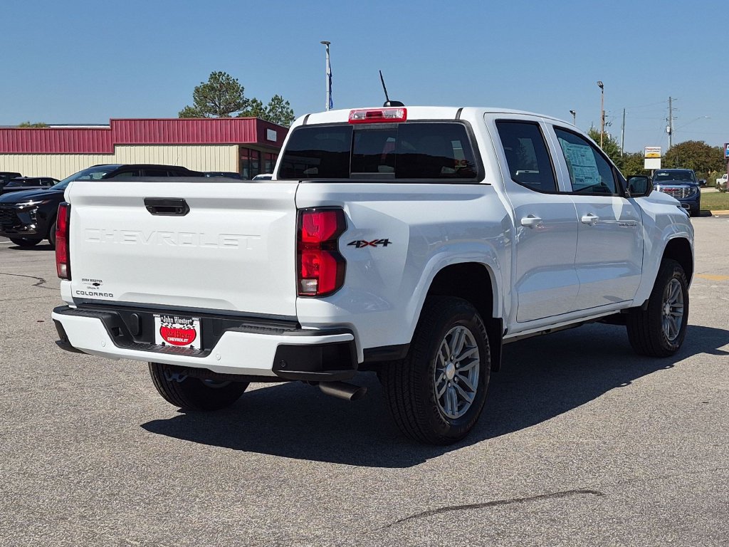 New 2026 Chevrolet Colorado LT w/ LT Convenience Package AWD/4WD image 4