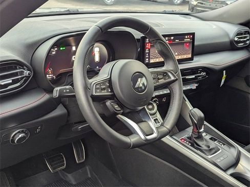 Used 2024 Dodge Hornet GT image 10