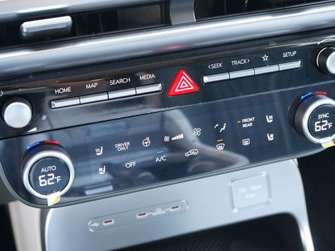 New 2026 Hyundai Ioniq 9 Calligraphy image 13