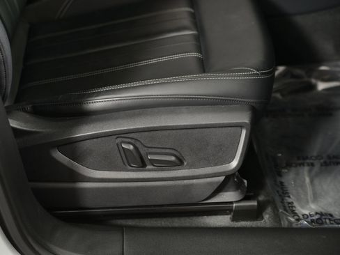 Certified 2023 Audi Q5 2.0T Premium w/ Convenience Package image 12