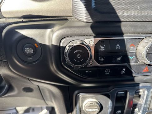 Used 2021 Jeep Wrangler Willys image 21