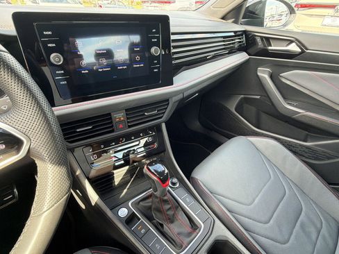 Certified 2025 Volkswagen Jetta GLI Autobahn FWD image 23