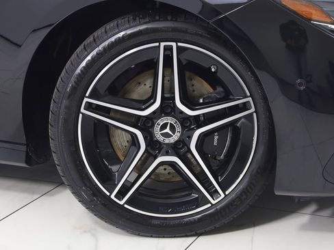Used 2025 Mercedes-Benz CLA 250 4MATIC image 15