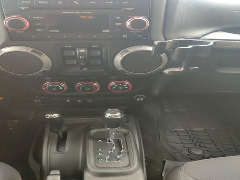 Used 2017 Jeep Wrangler Unlimited Sport w/ Quick Order Package 24S AWD/4WD image 10