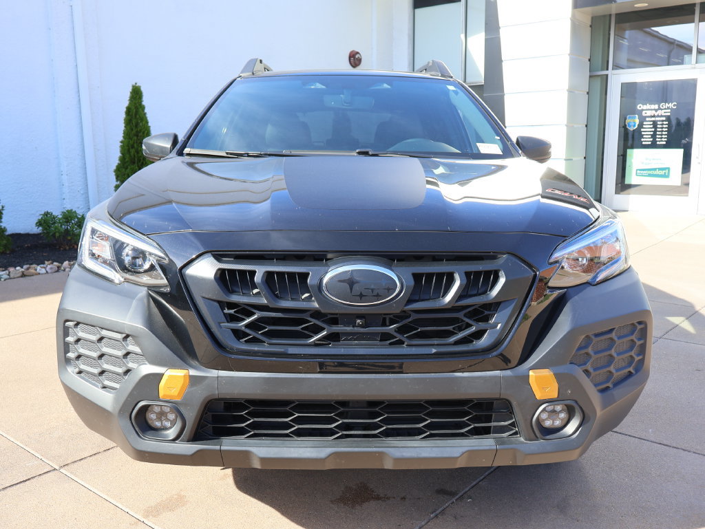 Used 2024 Subaru Outback Wilderness AWD/4WD image 2