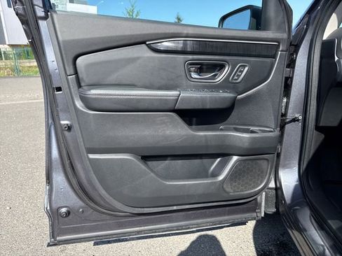 Used 2023 Honda Pilot Elite image 16